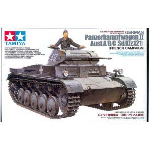 TAMIYA 35292 1/35 WW II德國.陸軍 Sd.Kfz.121二號A/B/C型坦克