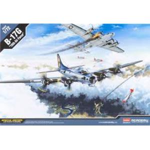 ACADEMY 12436 1/72 WW II美國.陸軍 B-17G'空中堡壘'轟炸機/15空軍塗裝樣式